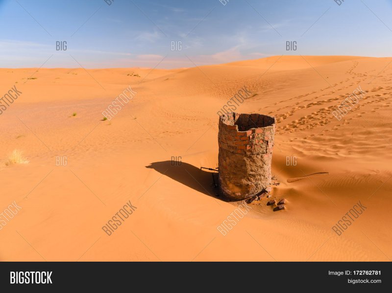 Древние колодцы в пустыне