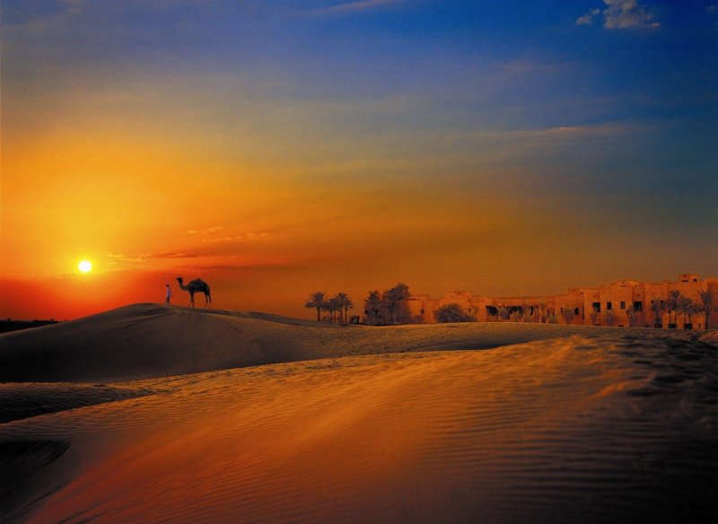 Закат в пустыне Дубай