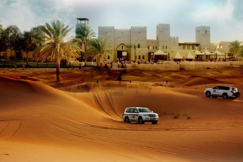 Отель Меркурий Дубай в пустыне
