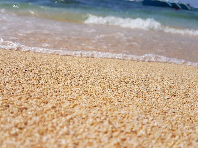 Крупный морской песок