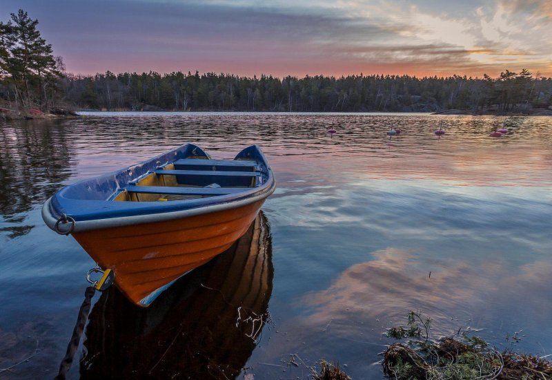 Озеро Roxen Швеция