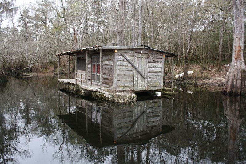 Луизиана домики на болоте