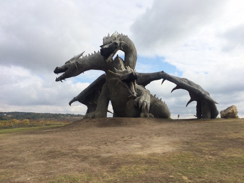 Нашествие гигантского дракона