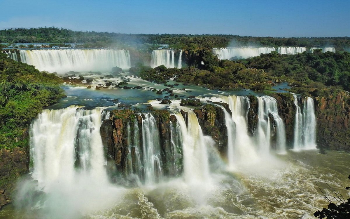 Водопад Игуасу в Южной Америке (71 фото) .