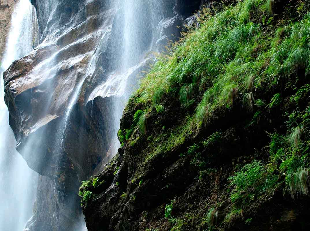 Чегемские водопады в мае фото