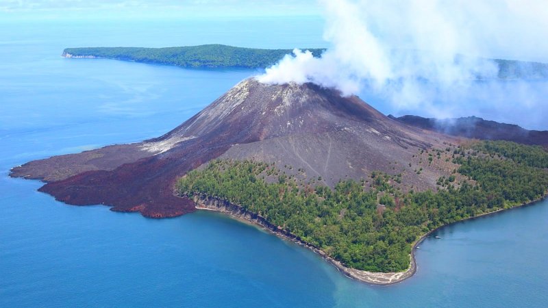 Индонезия вулкан Кракатау