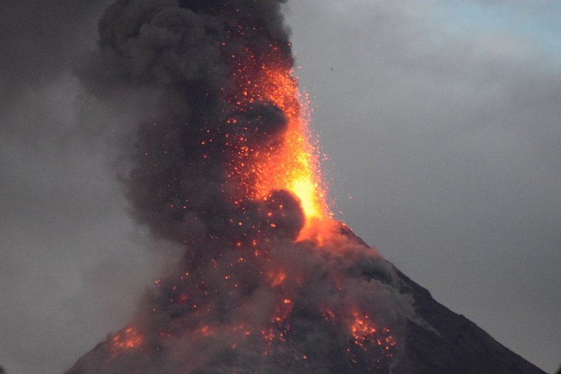 Вулкан Майон извержение 1766