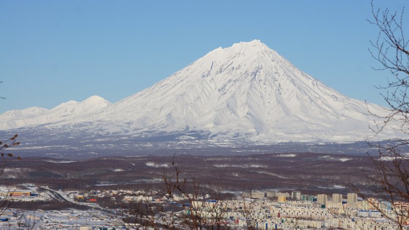Петропавловск-Камчатский Корякский вулкан