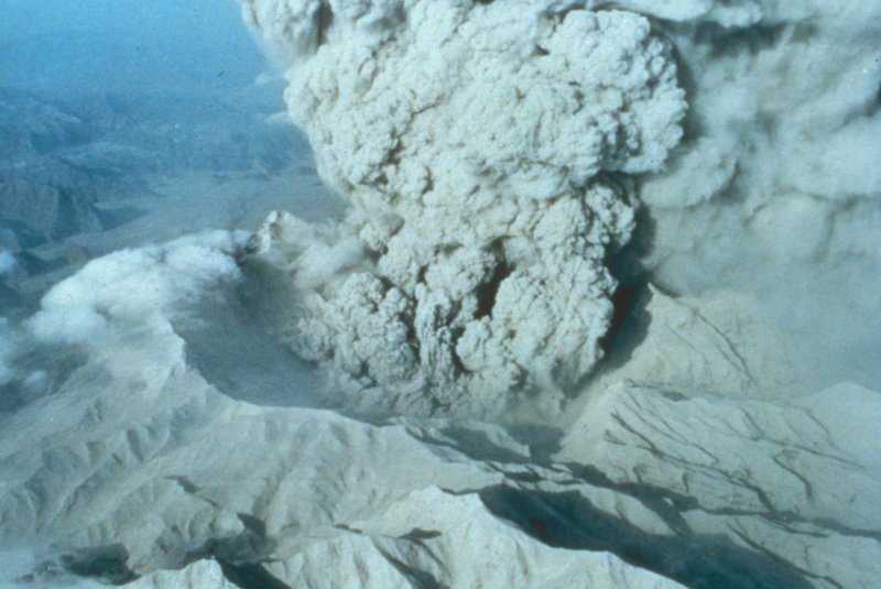 Вулкан Пинатубо Филиппины 1991