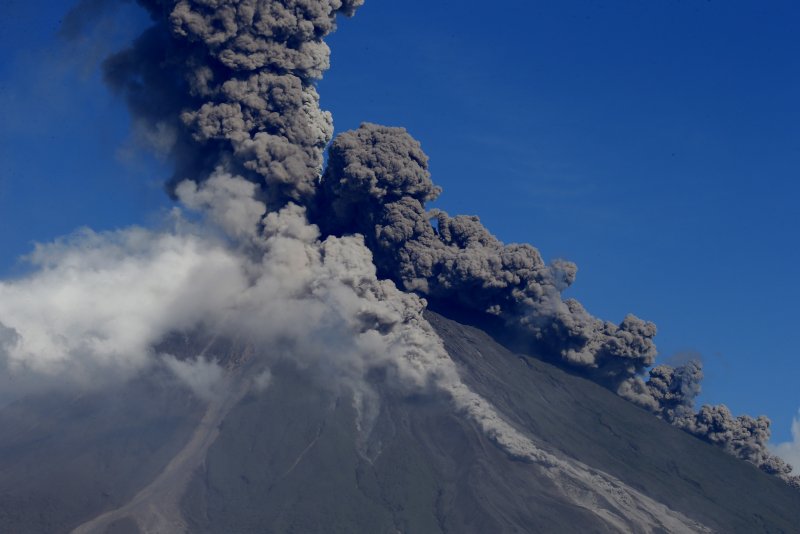 Извержение вулкана Пинатубо