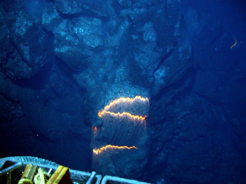Подводный вулкан Вест мата