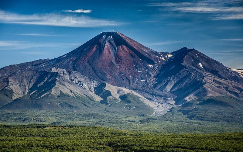 Вулкан Авача на Камчатке
