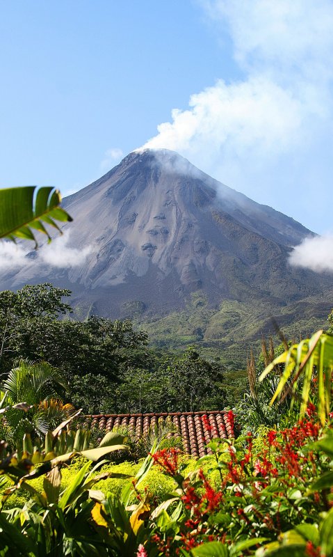 Вулкан Ареналь извержение