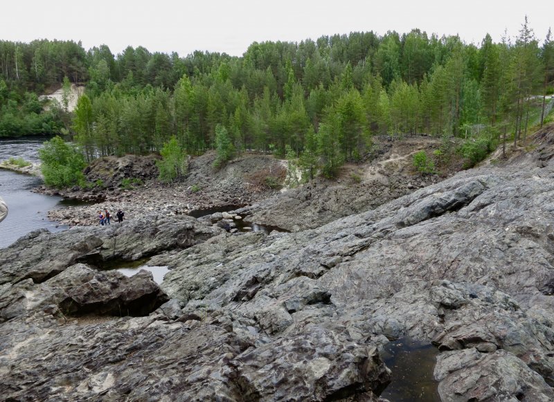 Водопад Гирвас Карелия