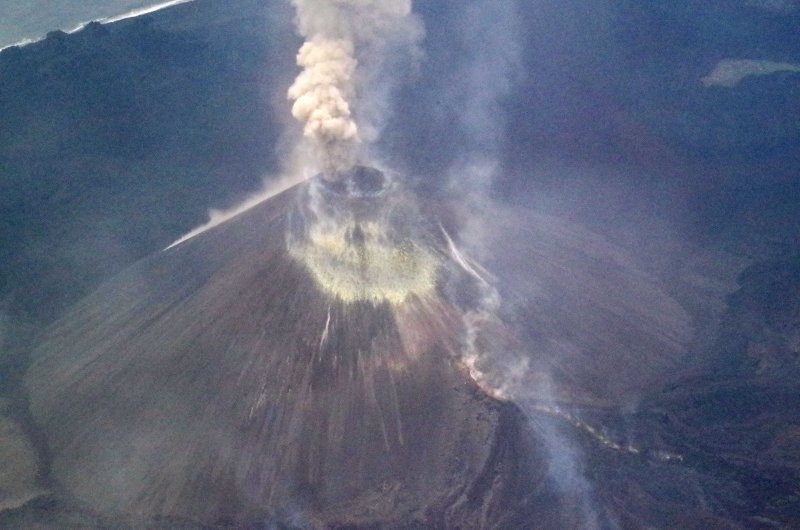 Извержение вулкана Коста Рика