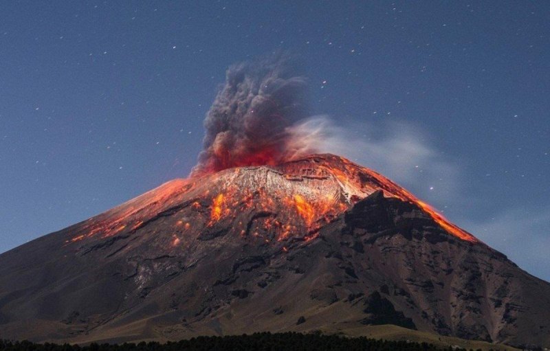 Мексика Попокатепетль извержение