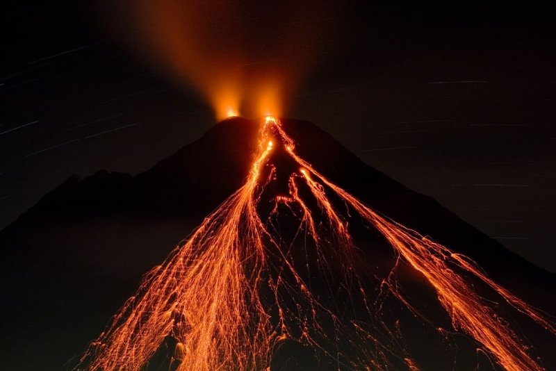 Извержение вулкана Майон