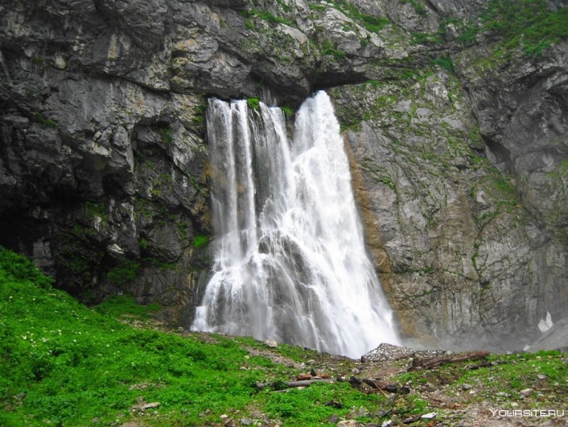 Аацинский водопад Абхазия