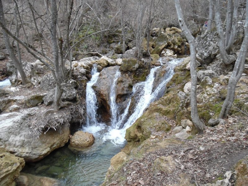 Водопад серебряные струи после обрушения