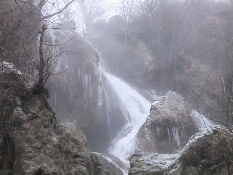 Крым водопад Перевальное Хан