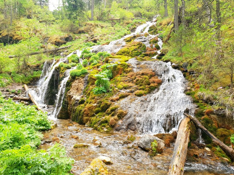 Емурлинский водопад Алтай