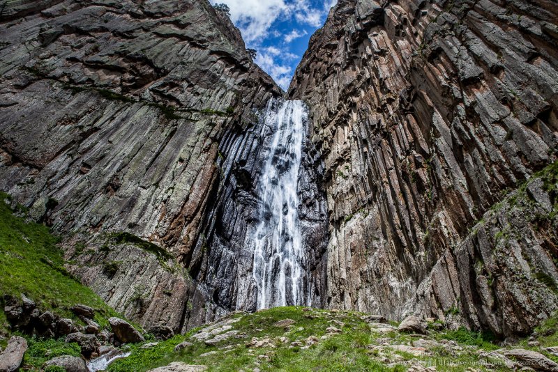 Чегемские водопады Кабардино-Балкария летом