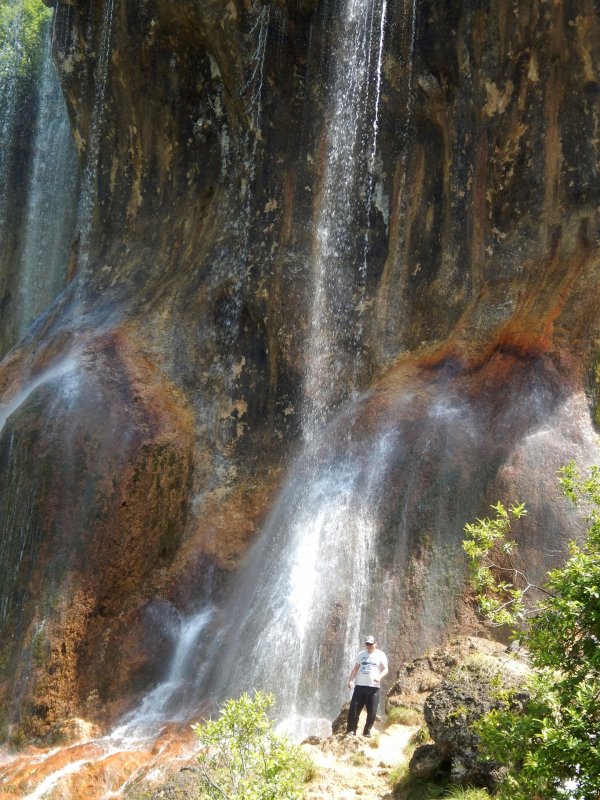 Каракая Су водопад