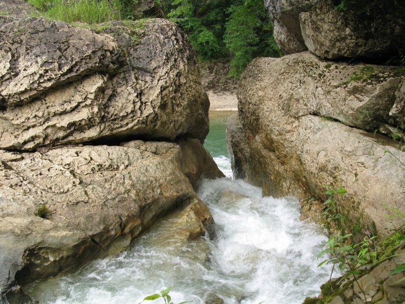 Мамрюк водопад