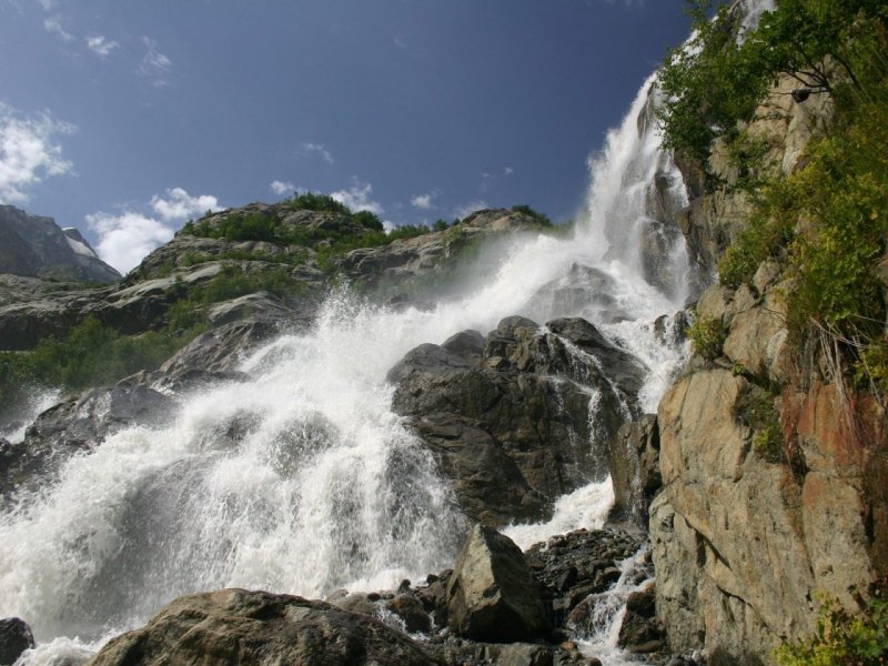 Беневские водопады Чечня