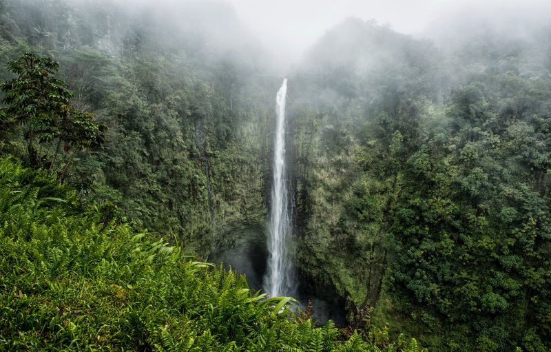 Водопад Вайпугия, Гавайи