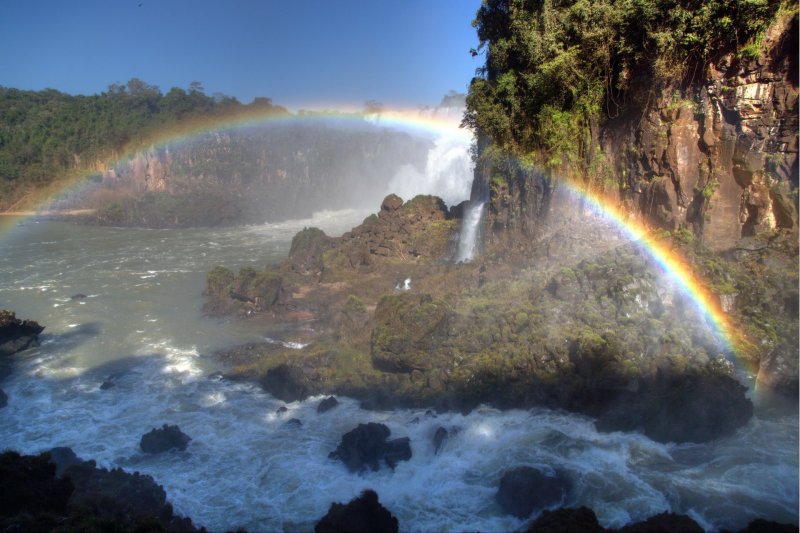 Водопад Рейнбоу в новой Зеландии.