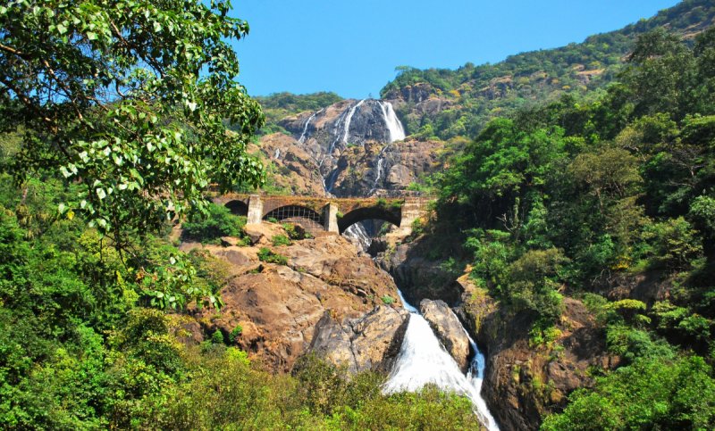 Индия экскурсии водопад Дудхсагар