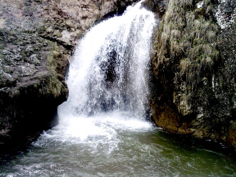 Водопады на реке плис-Ривер