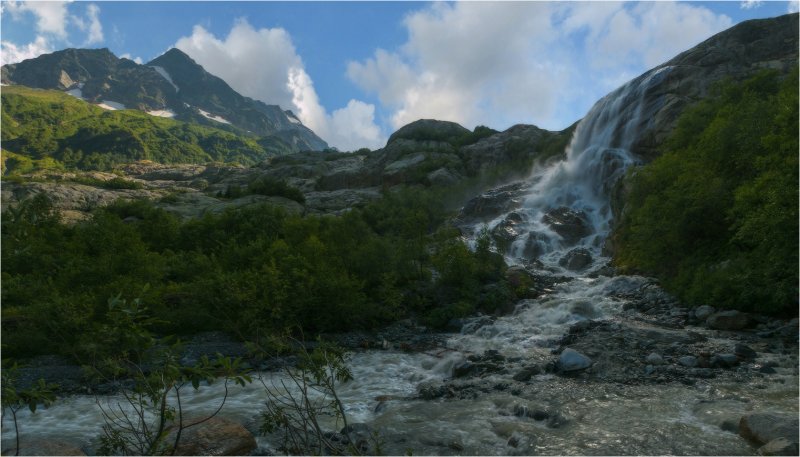 Алибекский водопад Домбай фото
