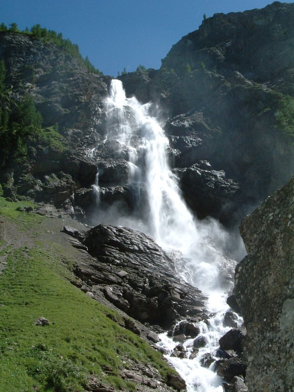 Лаутербруннен водопад Штауббах