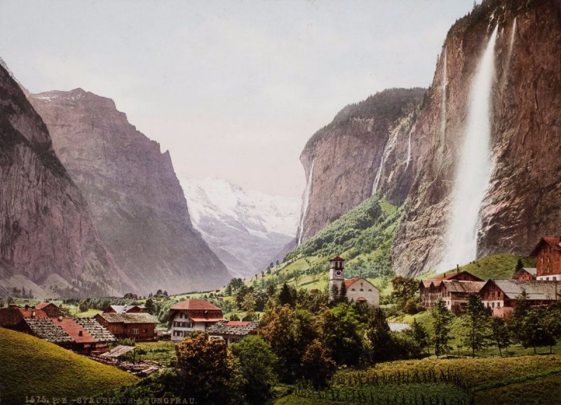 Швейцария водопад в городе
