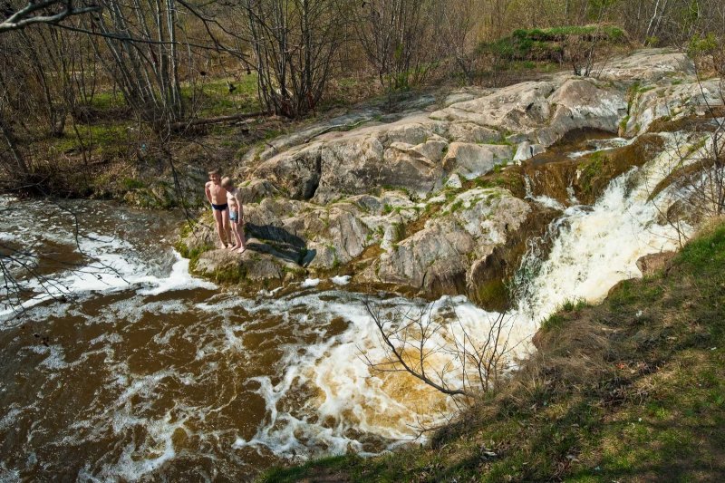 Гилевский водопад Свердловской