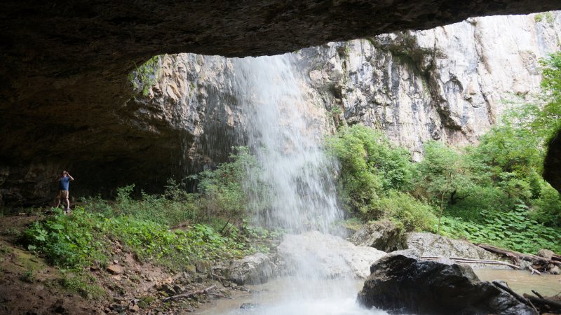 Чинарский водопад Мезмай