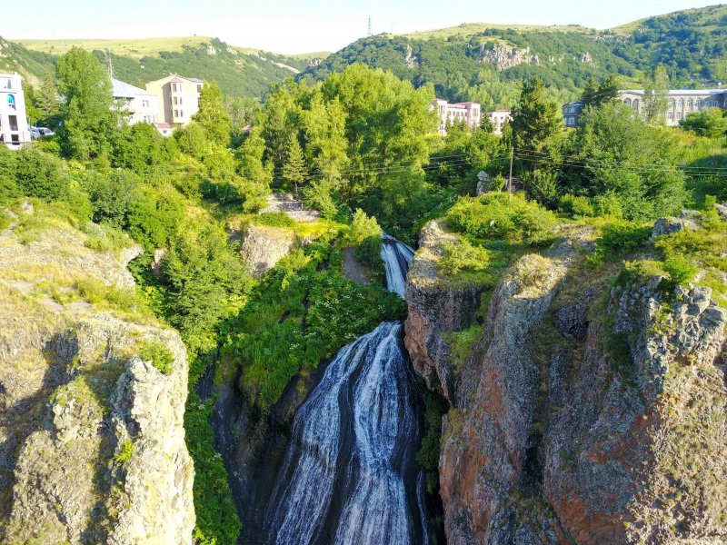 Раздане Армения водопад