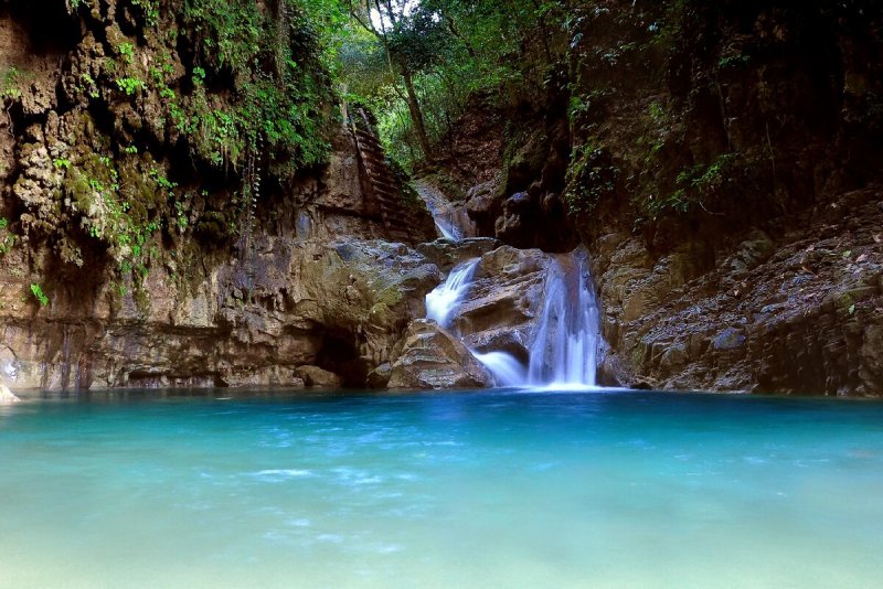 Водопад лимон в Доминикане