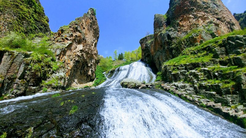 Природа Джермука Армения