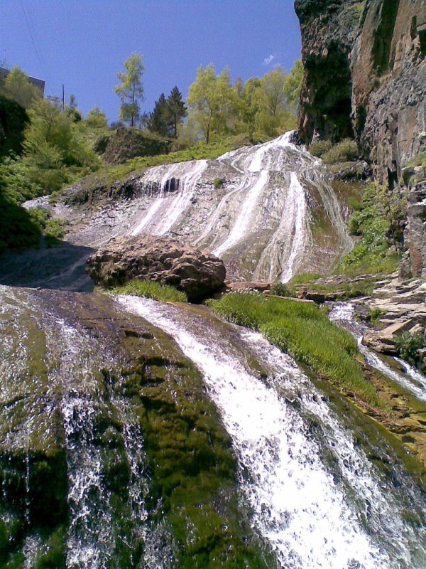 Трчкан водопад Армения