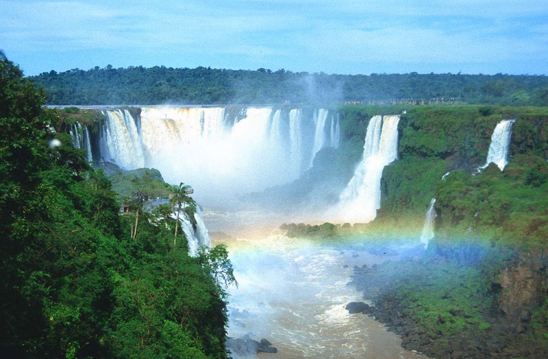 Бразилия Амазония водопад