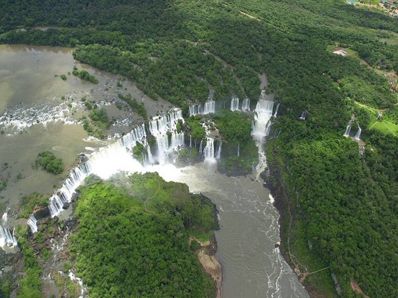 Водопад сальто де мондай, Парагвай