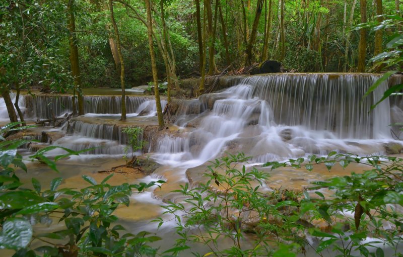 Водопад Хуай мае камин Таиланд