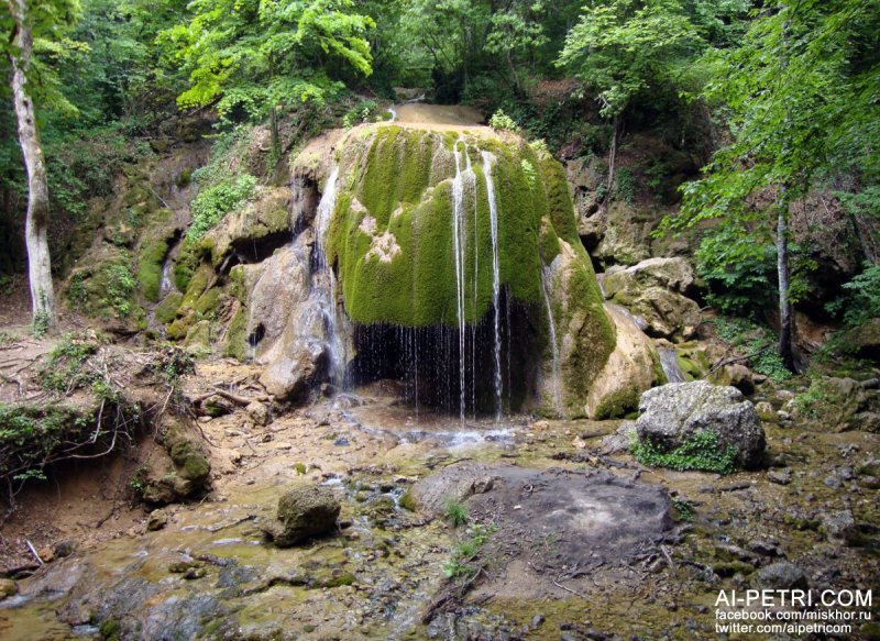 Крымский водопад серебряные струи