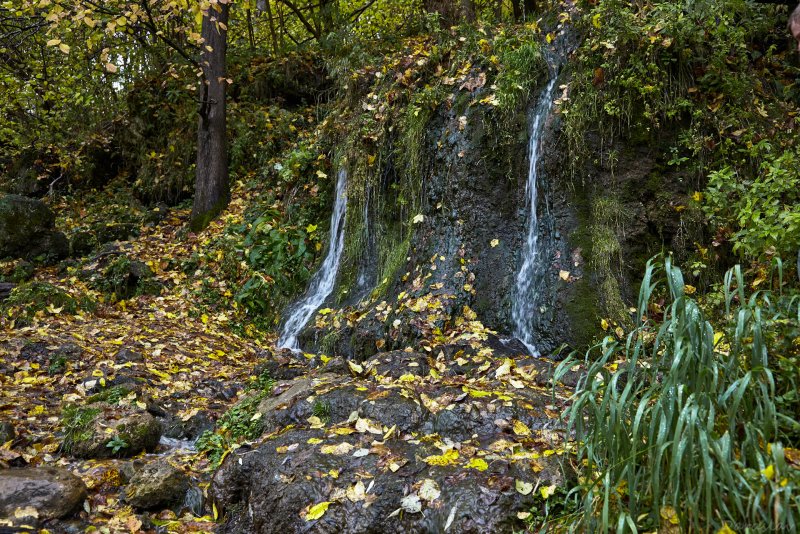 Наро-Фоминский водопад Радужный