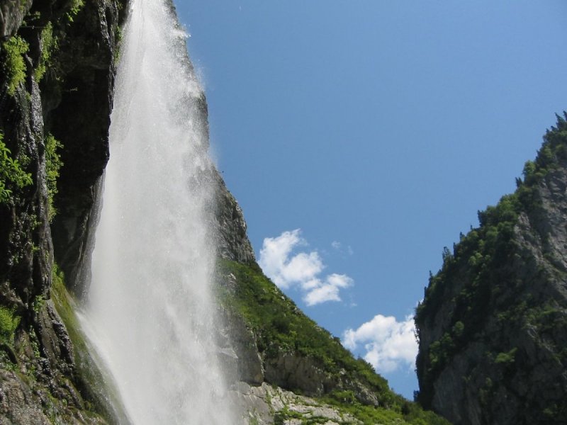 Абхазия водопады Гегский водопад