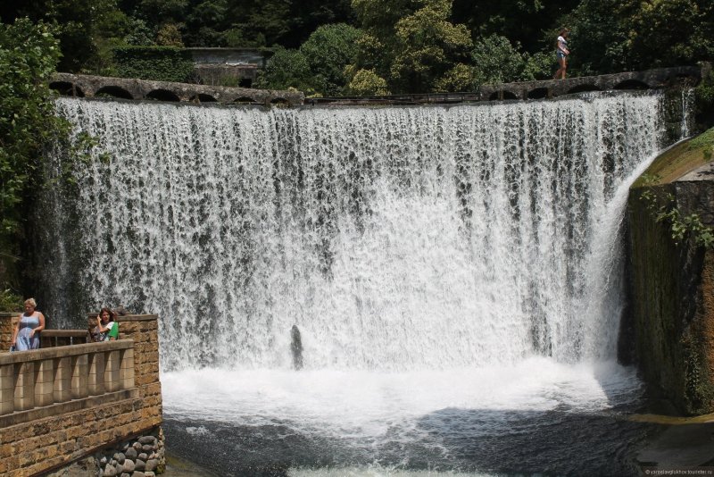 Гупский водопад в Абхазии