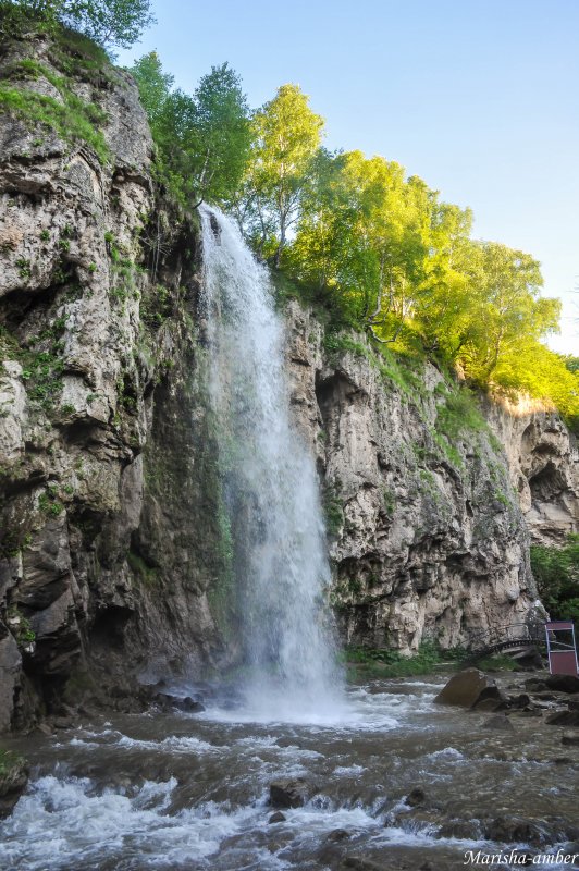 Медовые водопады близ Кисловодска.